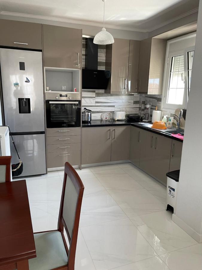 2-Bedroom Luxury Family Home ฟิออยิตา ภายนอก รูปภาพ